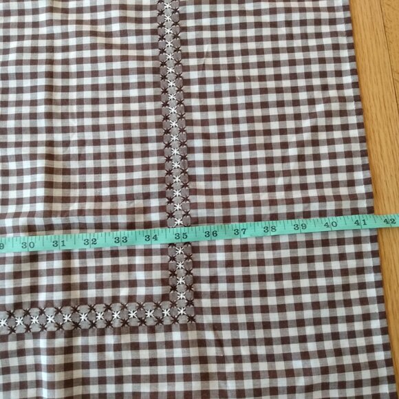 Vintage Brown Gingham Tablecloth Star Hand Stitched Cottagecore Farmhouse Decor - Picture 6 of 10